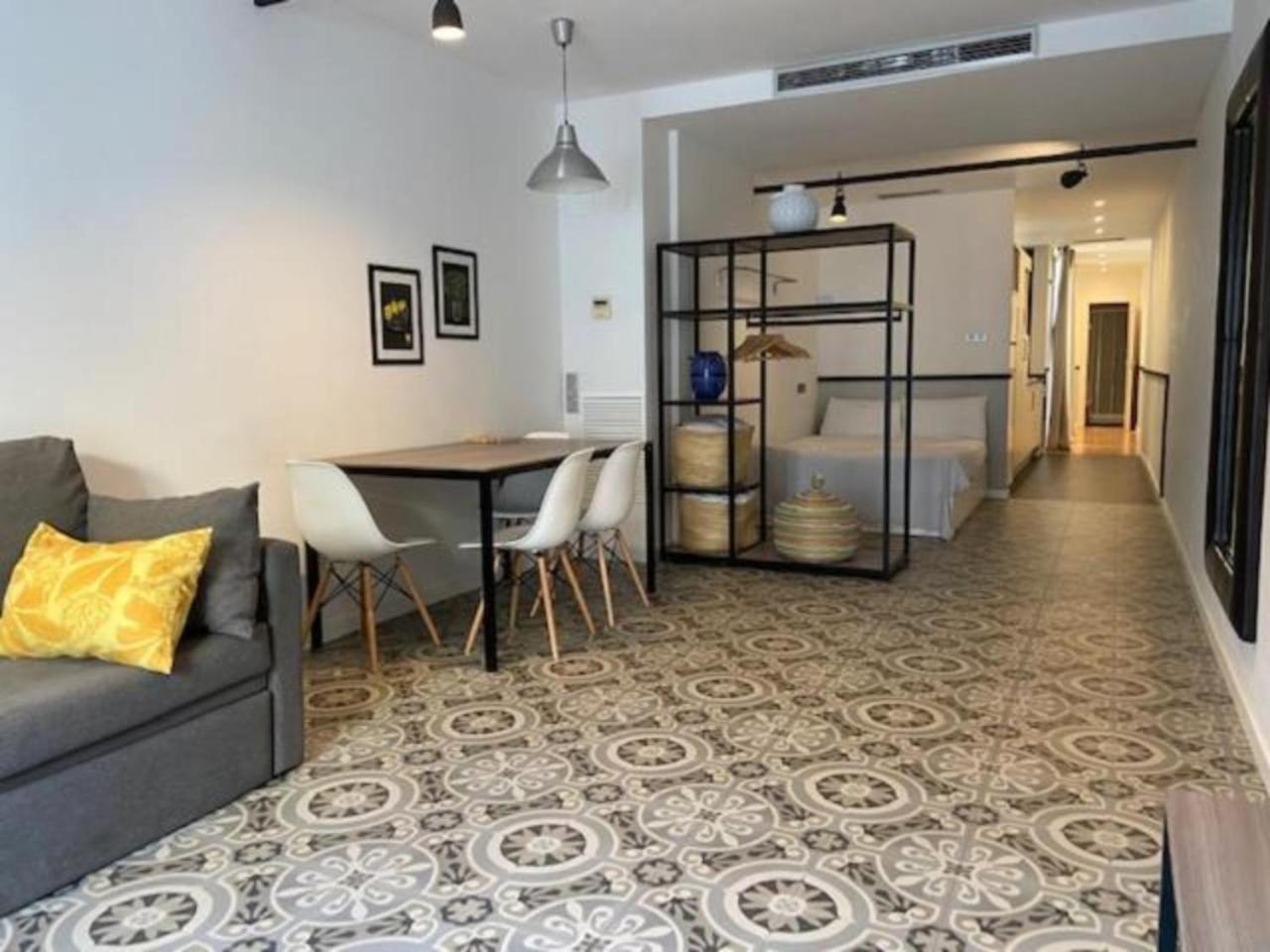Liceu Apartments By Gaiarooms Barcelona Exterior photo